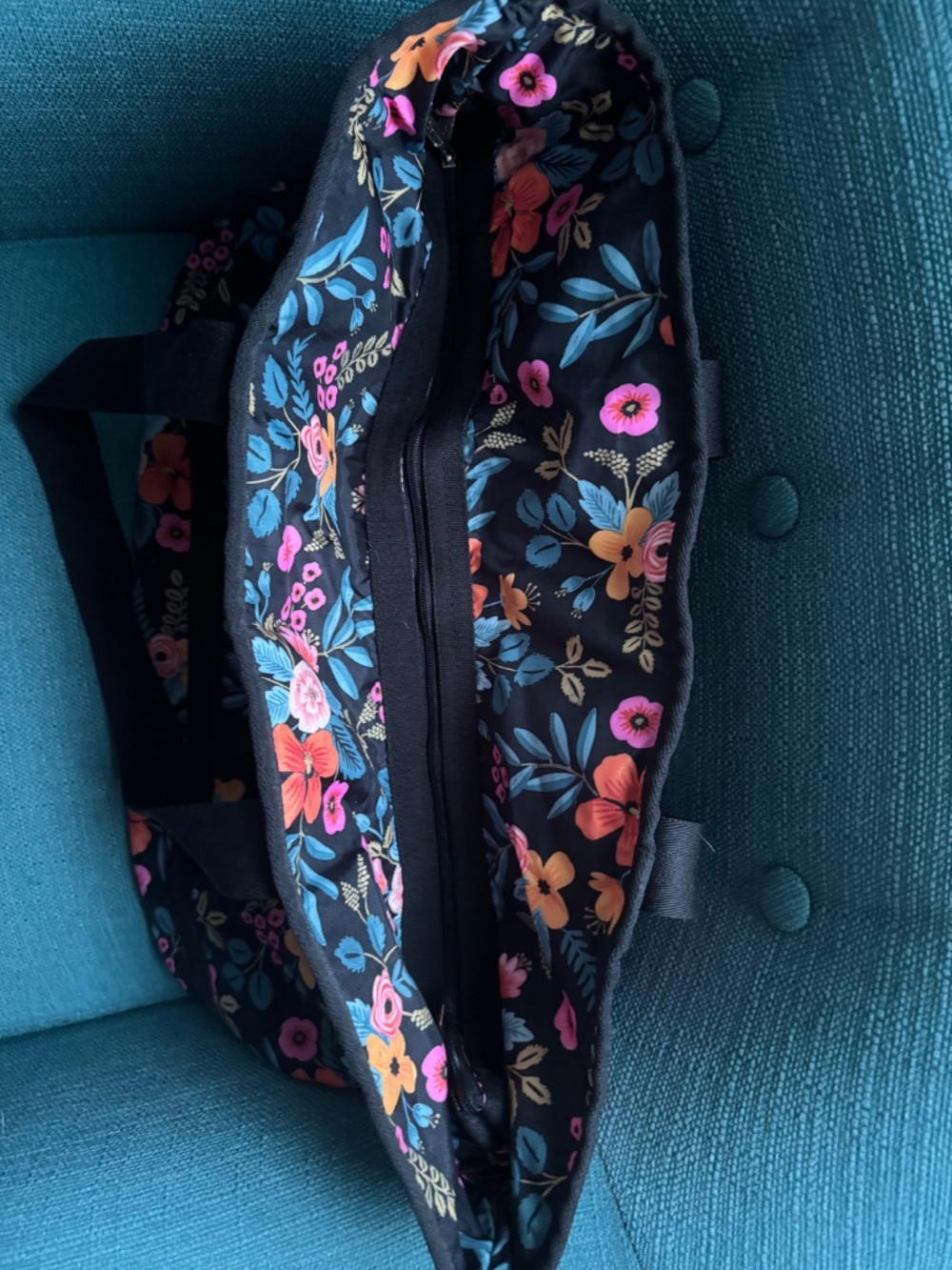LeSportSac Large Rifle Paper Co Tote with zip pouch EUC - Picture 3 of 9